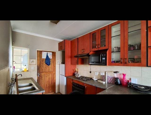 2 BEDROOM APARTMENT FOR SALE IN ELSPARK